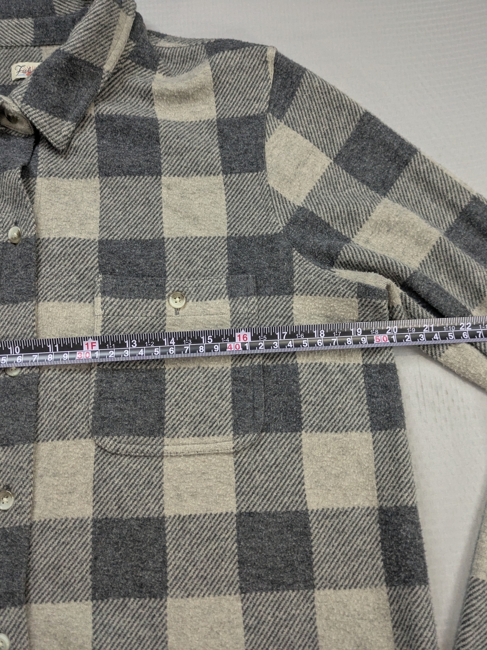 Faherty Legend Sweater Shirt Womens M Gray/Beige Buffalo Check Plaid WKF2107-TCB - Picture 3 of 7